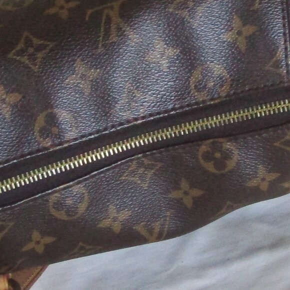 Louis Vuitton Elegant Brown Tote Bag - Picture 7 of 16